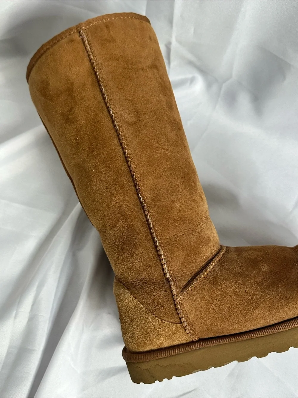 UGG Women's Classic Round Toe II Tall Boots Size 10